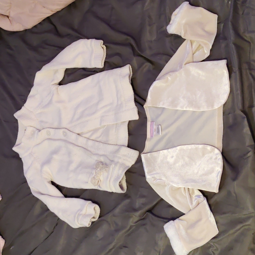 Youngland white coats 2 set